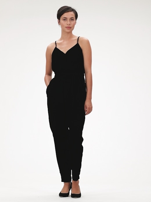 Женские комбинезоны Gap Velvet Cami Wrap Jumpsuit — фото 4