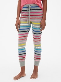 Cozy Striped Pajamas for Women #giftideas #holiday #cutepajamas