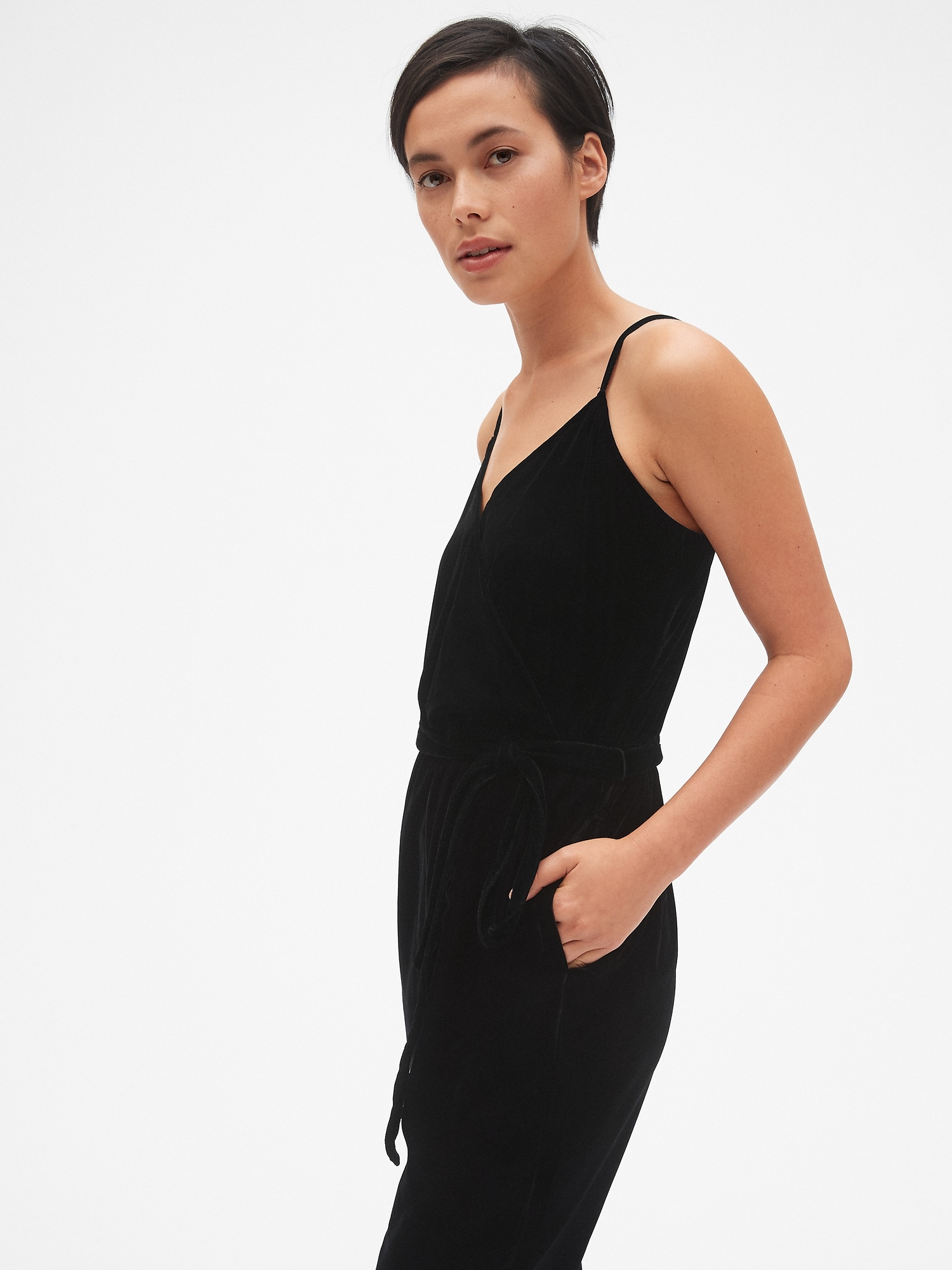 Женские комбинезоны Gap Velvet Cami Wrap Jumpsuit — фото 2