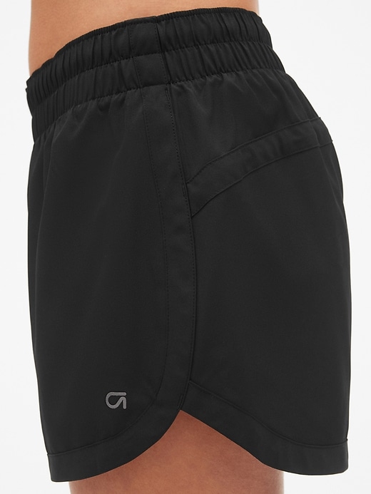 Image number 3 showing, GapFit 3" Running Shorts