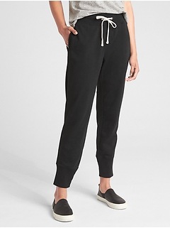 gap vintage soft classic jogger