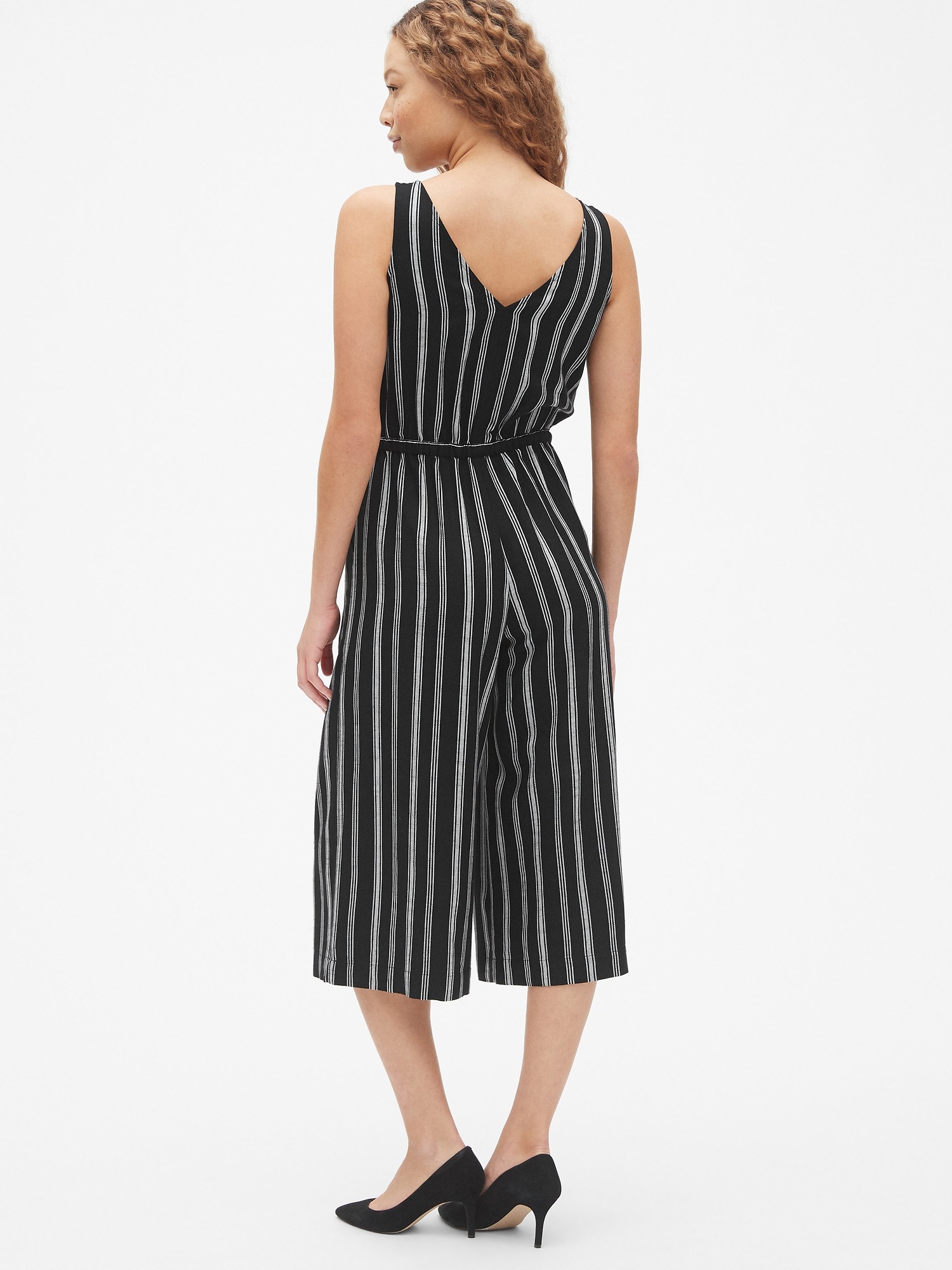 Женские комбинезоны Gap Sleeveless Wide-Leg Jumpsuit — фото 2