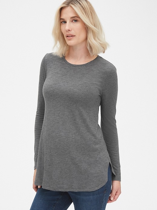 Image number 1 showing, Maternity Long Sleeve Tunic T-Shirt in Slub Jersey