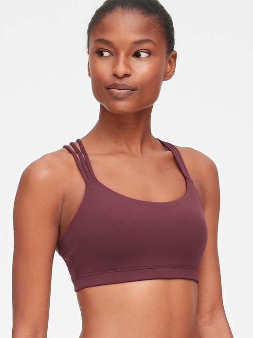 GapFit Eclipse Medium Support Strappy Sports Bra Gap