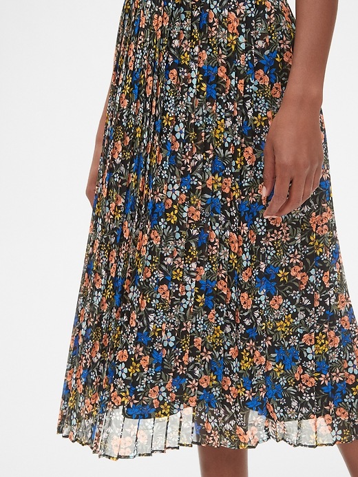 Image number 5 showing, Floral Print Pleated Midi Skirt