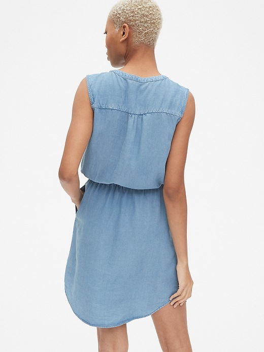 Image number 2 showing, Perfect Sleeveless Tie-Waist Shirtdress in TENCEL&#153