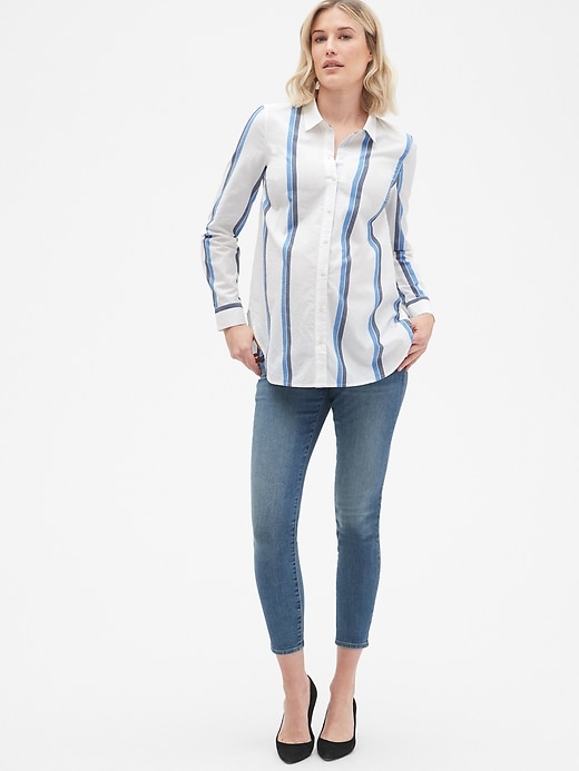 Image number 3 showing, Maternity Tailored Stripe Shirt in Poplin