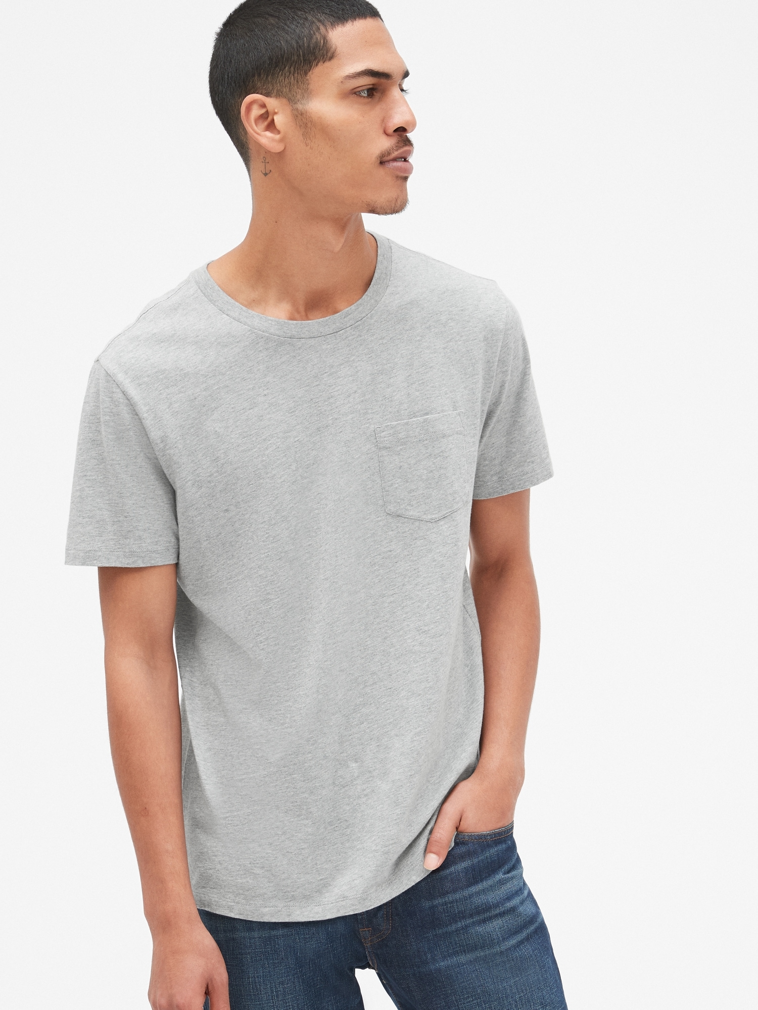Gap mens pocket t shirt deals