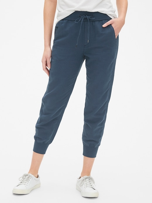 Drawstring Joggers in Linen