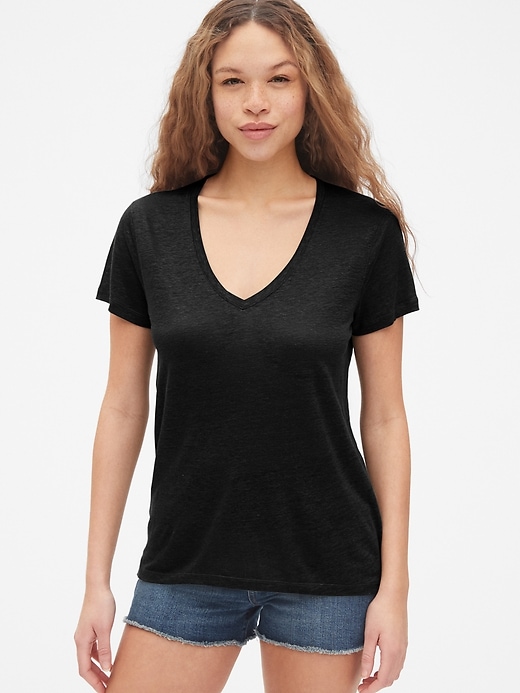 1 of 8 showing, with the color true black of product V-Neck T-Shirt in Linen