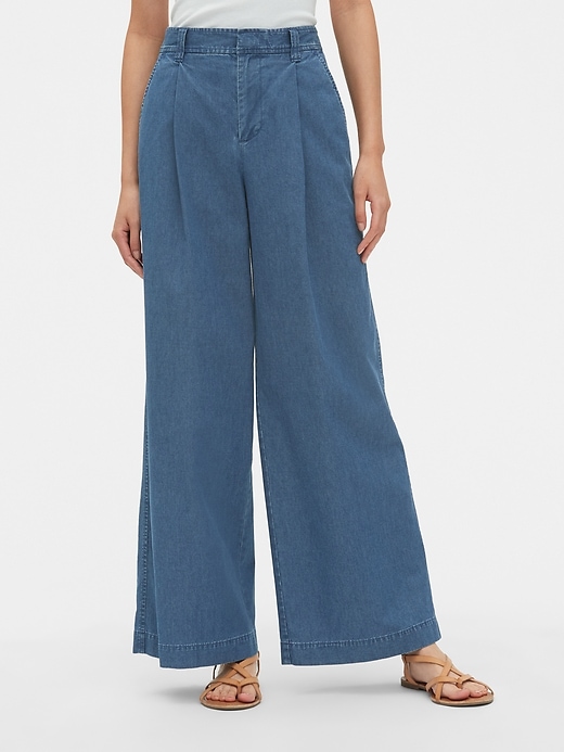 Image number 1 showing, High Rise Pleated Wide-Leg Jeans