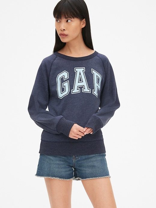 1 of 8 showing, with the color navy heather of product Vintage Soft Gap Logo Raglan Sweatshirt