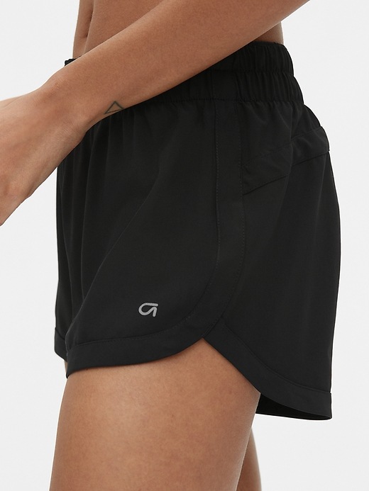 Image number 3 showing, GapFit 3" Running Shorts