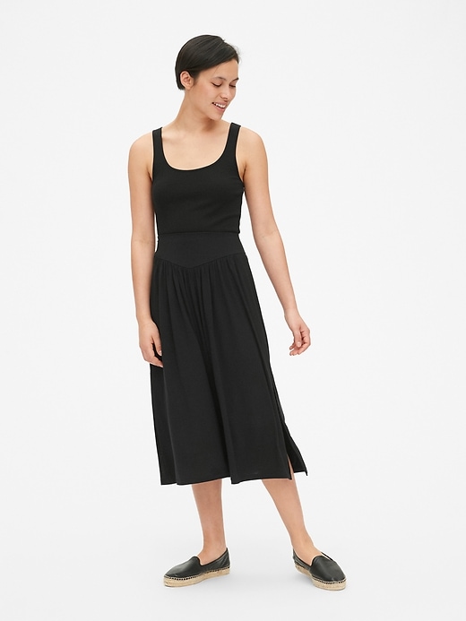Image number 3 showing, V-Waist Knit Midi Skirt