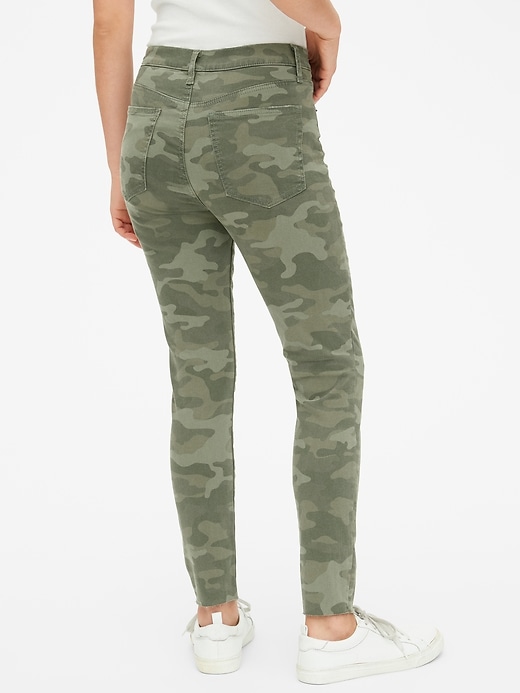 camo skinny jeans