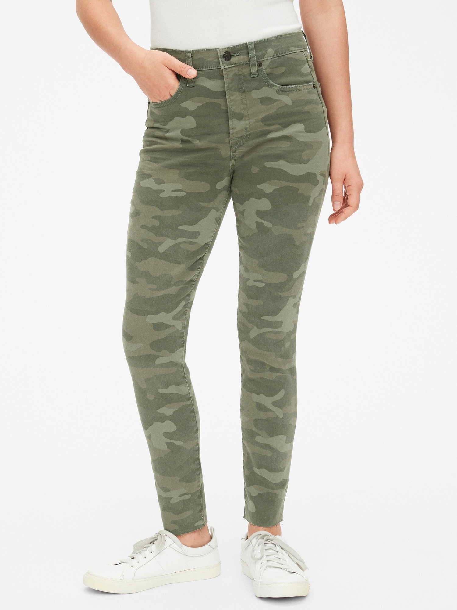 stretchy camo pants