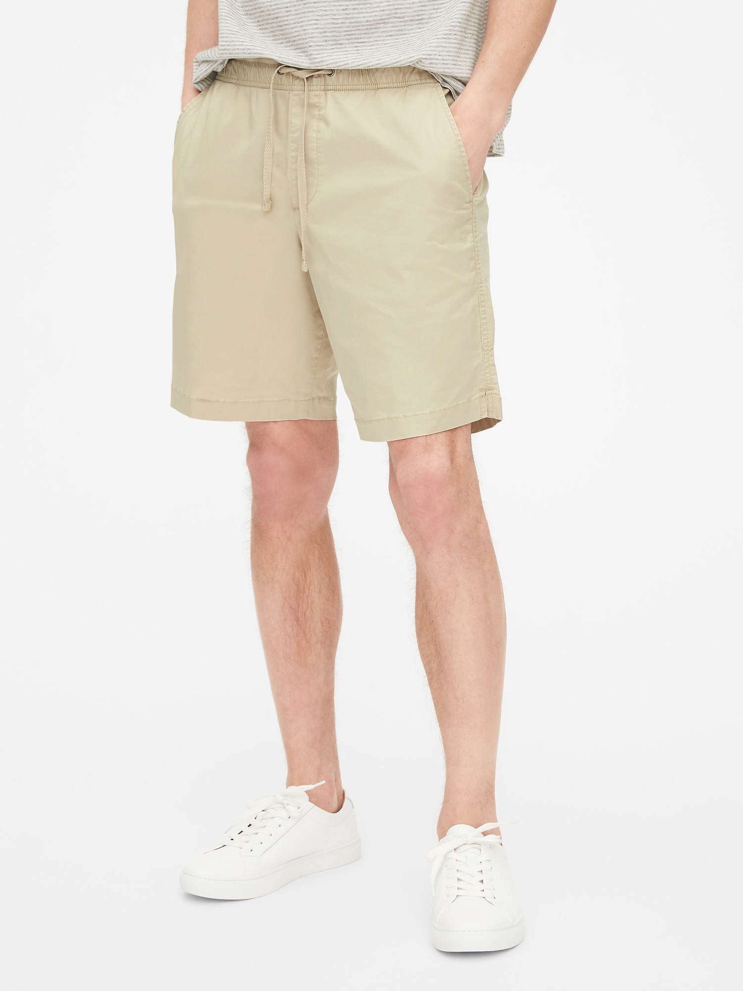 9" Easy Shorts