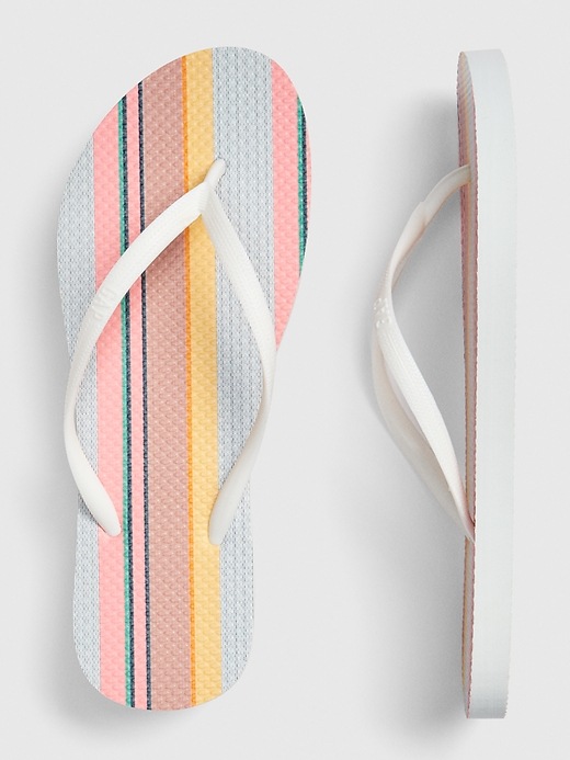 2 of 8 showing, with the color rose beige of product Print Flip Flops