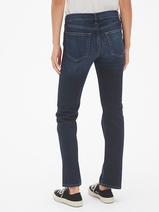 Image number 8 showing, Mid Rise Classic Straight Jeans with Washwell&#153