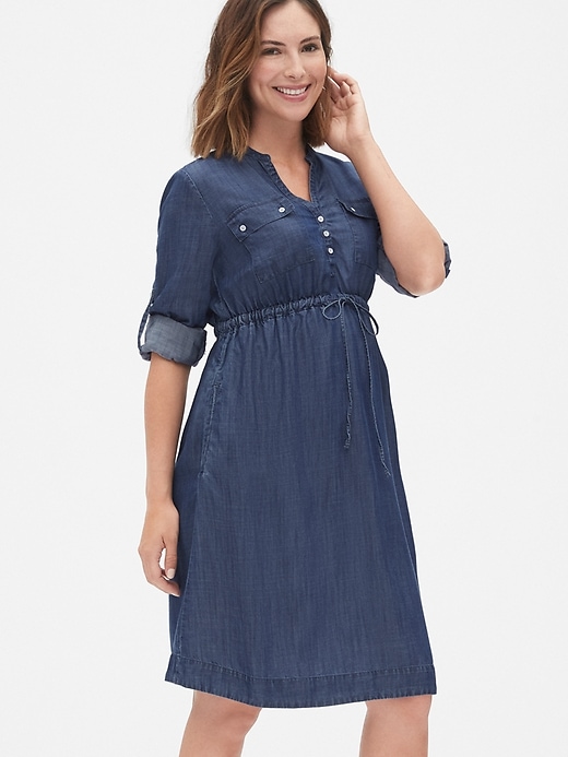 1 of 8 showing, with the color medium chambray of product Maternity Shirtdress in TENCEL™ Lyocell