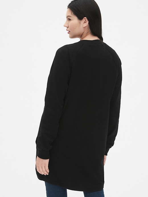 2 of 8 showing, with the color true black of product Maternity Raglan Cocoon Cardigan