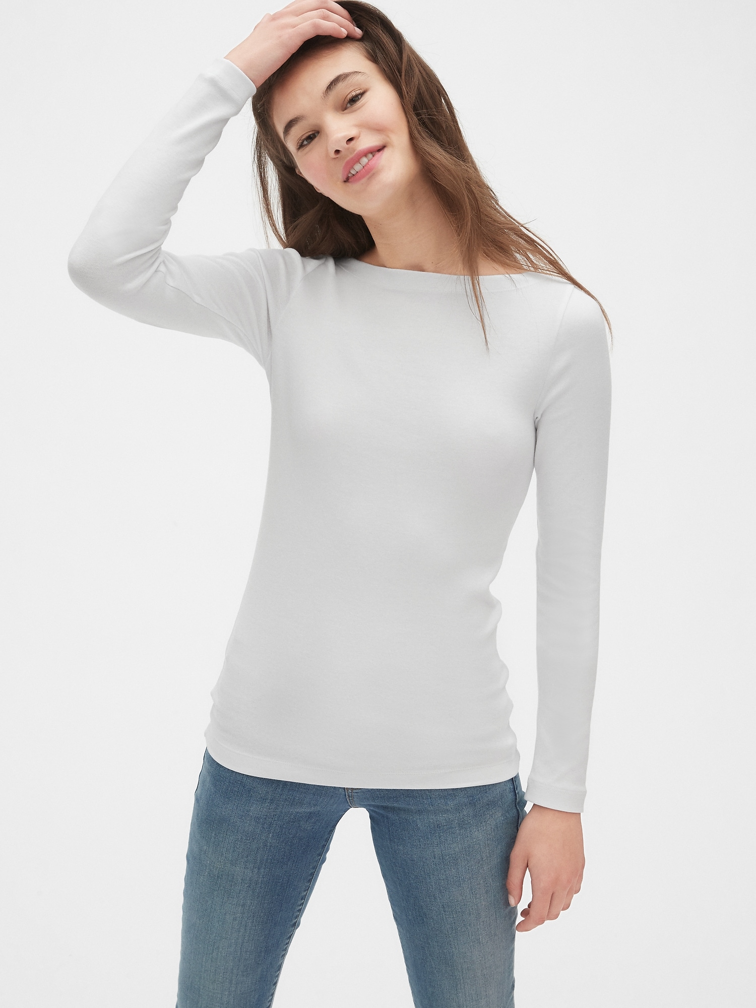 basic white long sleeve shirt