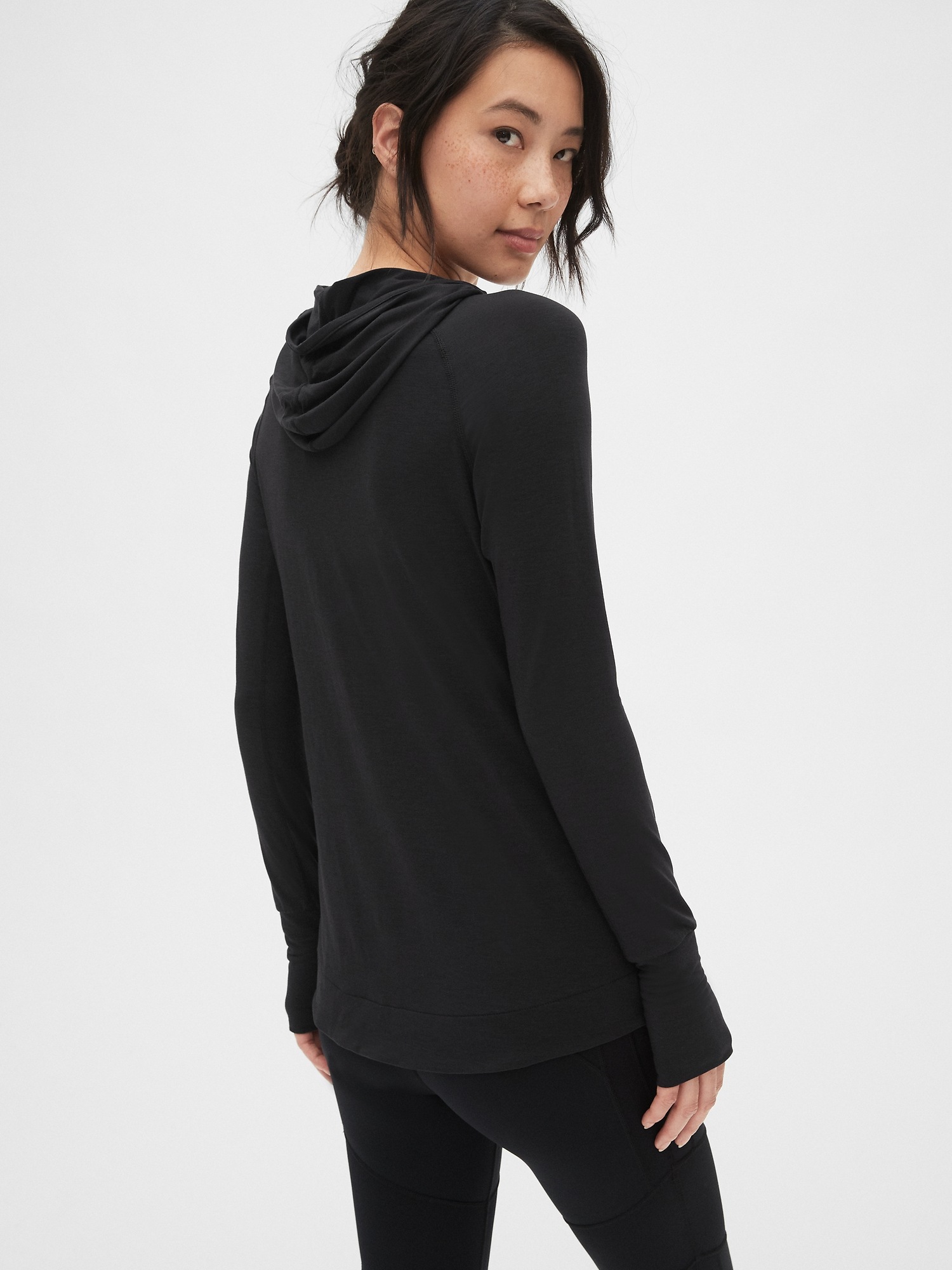 gapfit breathe hoodie