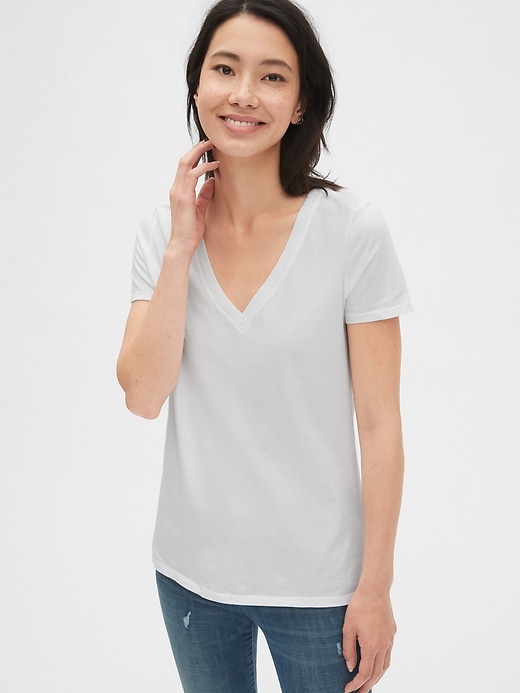 Image number 1 showing, Vintage Wash V-Neck T-Shirt