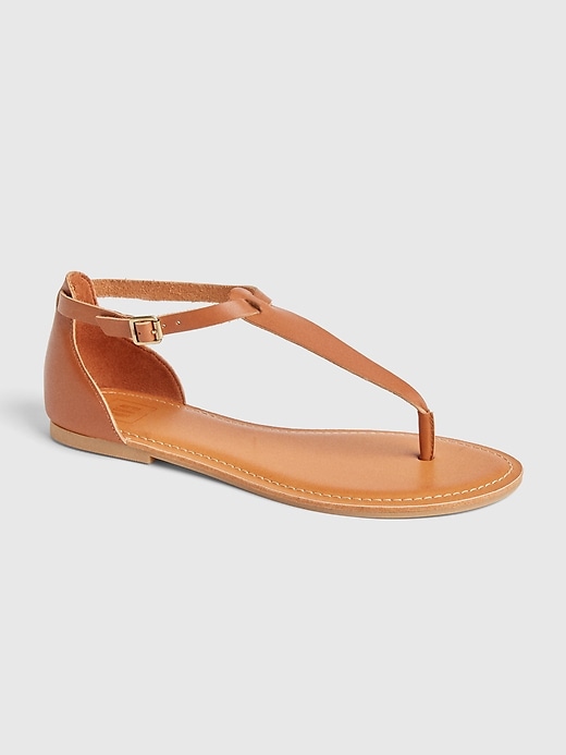 1 of 8 showing, with the color cognac of product T-Strap Sandals