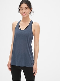 gap yoga tops