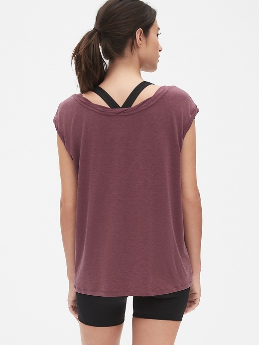 2 of 8 showing, with the color ruby wine of product Gapfit Breathe T-Shirt with Twist Detail