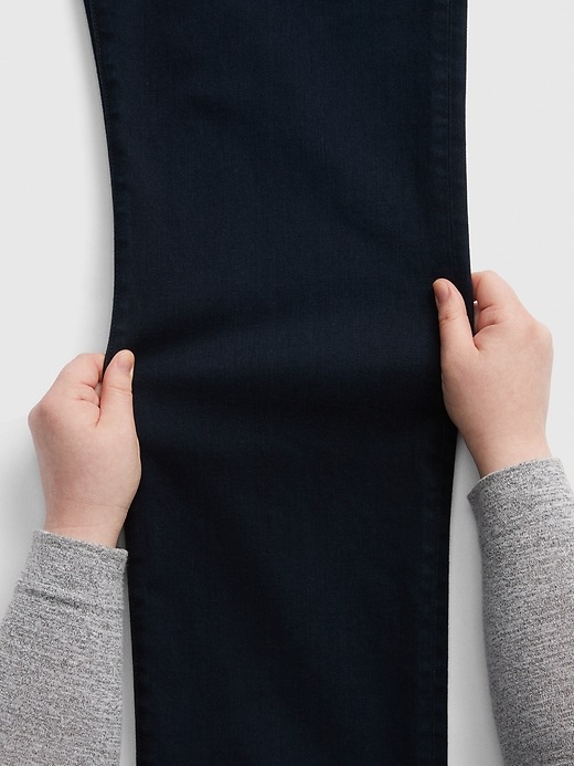 Image number 7 showing, Soft Wear Standard Jeans with GapFlex