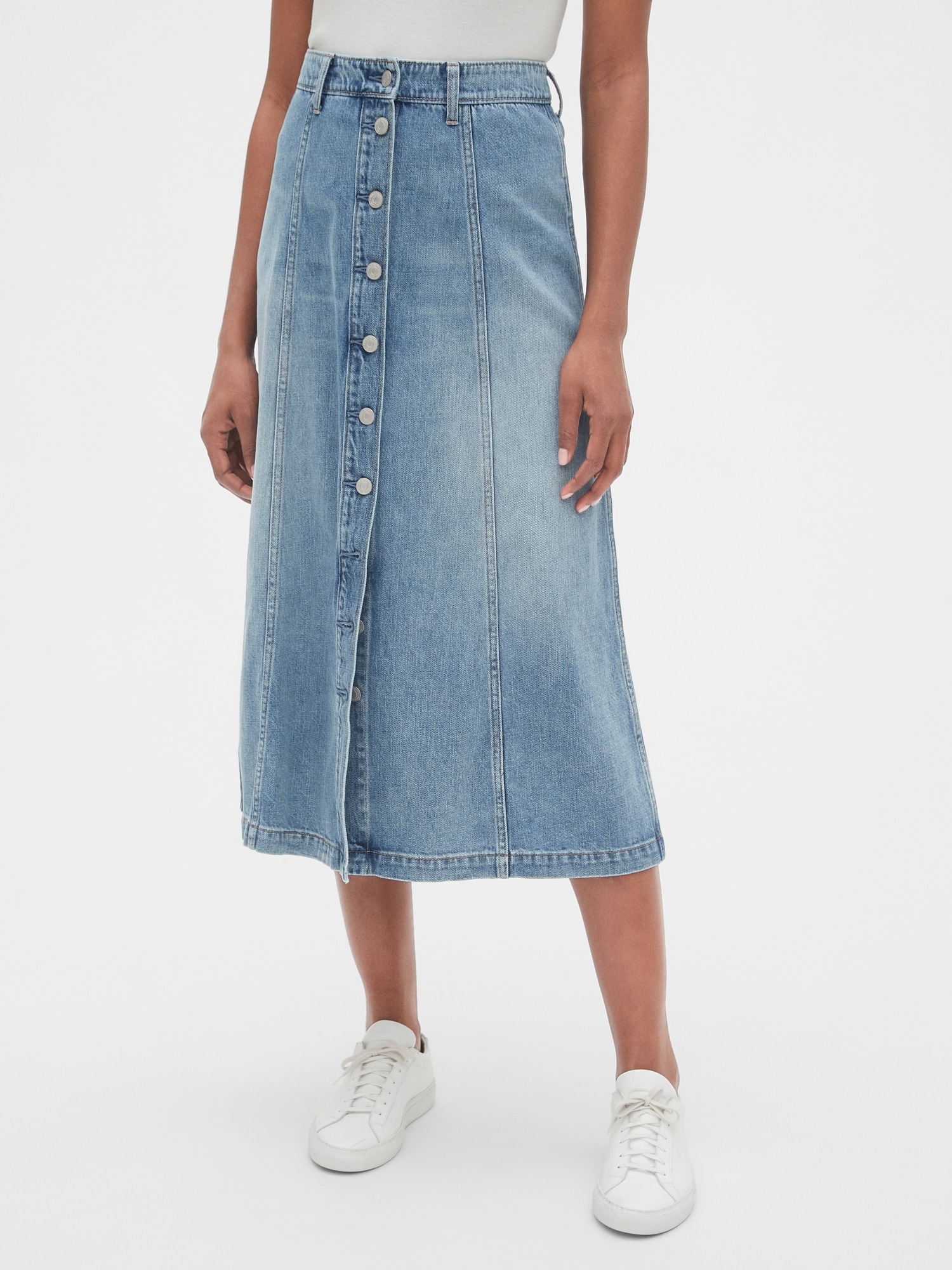 Gap button on sale front skirt