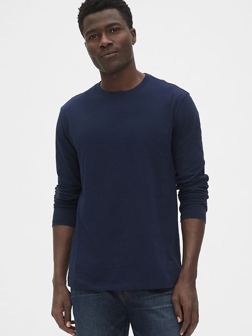 1 of 8 showing, with the color tapestry navy blue of product Classic T-Shirt