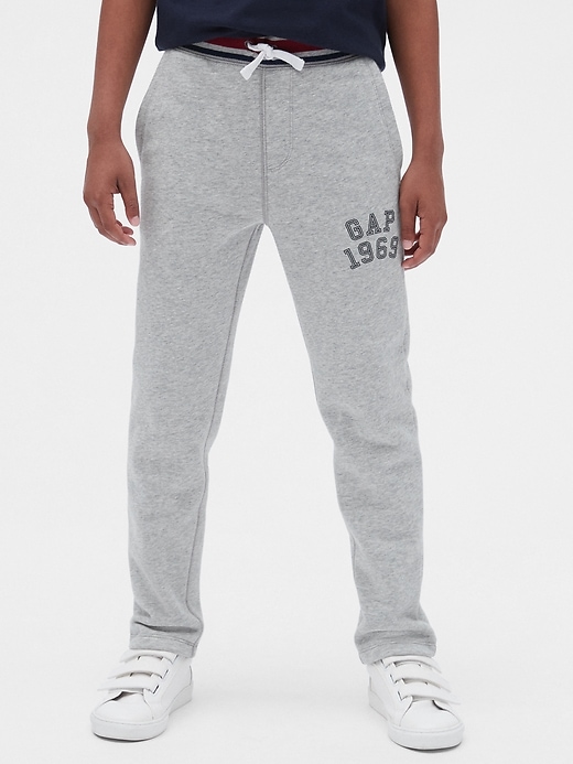 2 of 8 showing, with the color light heather gray of product Kids Gap Logo Slim Joggers