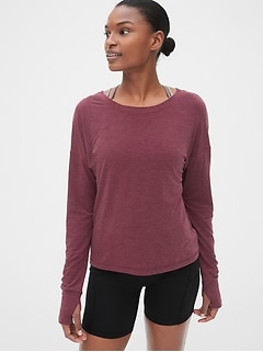 gap womens workout tops