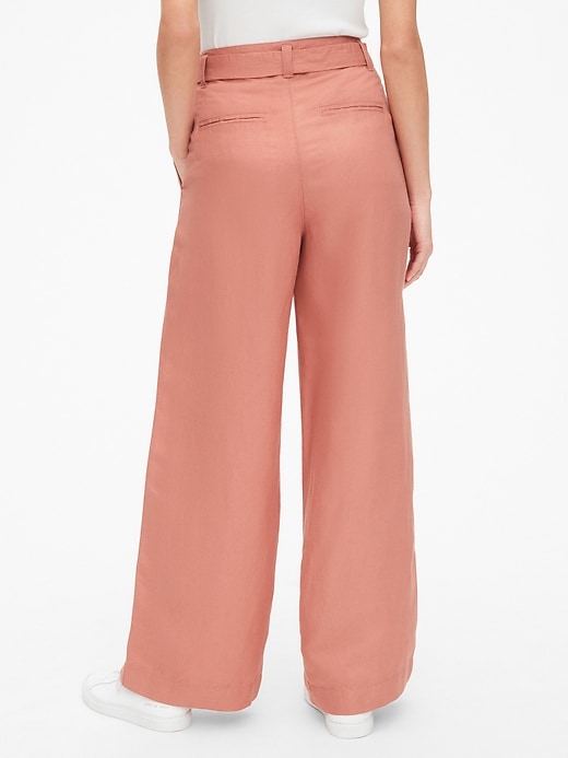 Image number 4 showing, High Rise Wide-Leg Pants in Linen-Blend