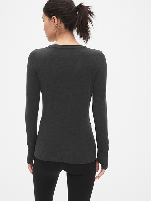 2 of 8 showing, with the color charcoal of product GapFit Breathe Long Sleeve T-Shirt