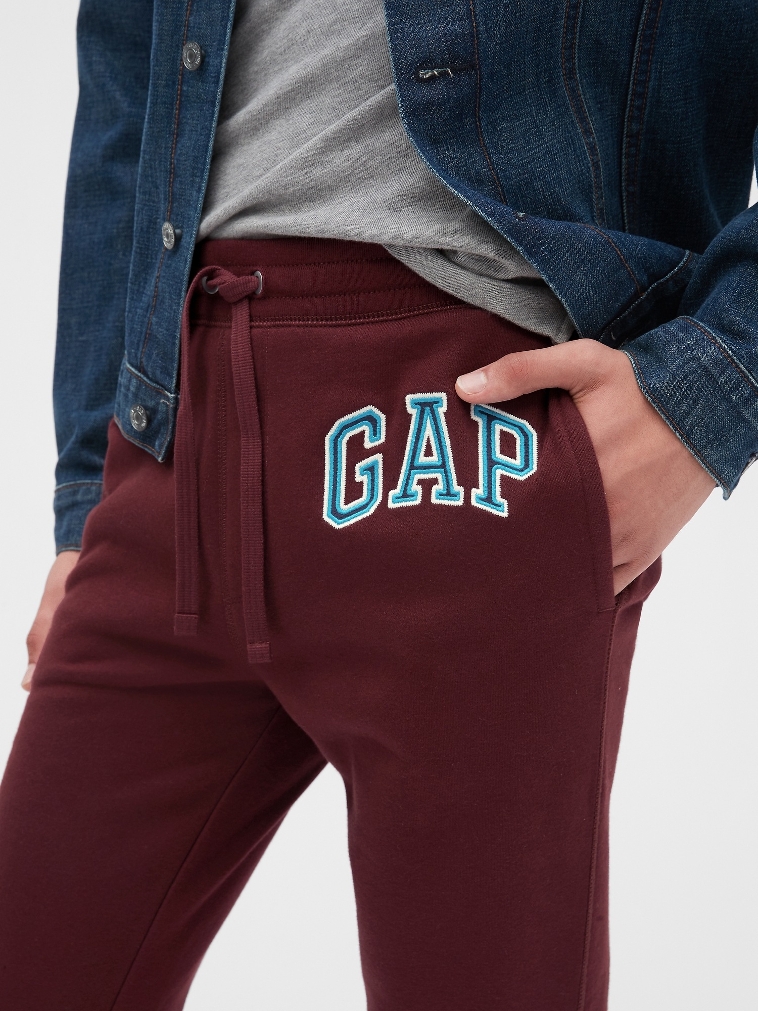 Pantaloni joggers Odalys in pile grigio – MC2 Saint Barth