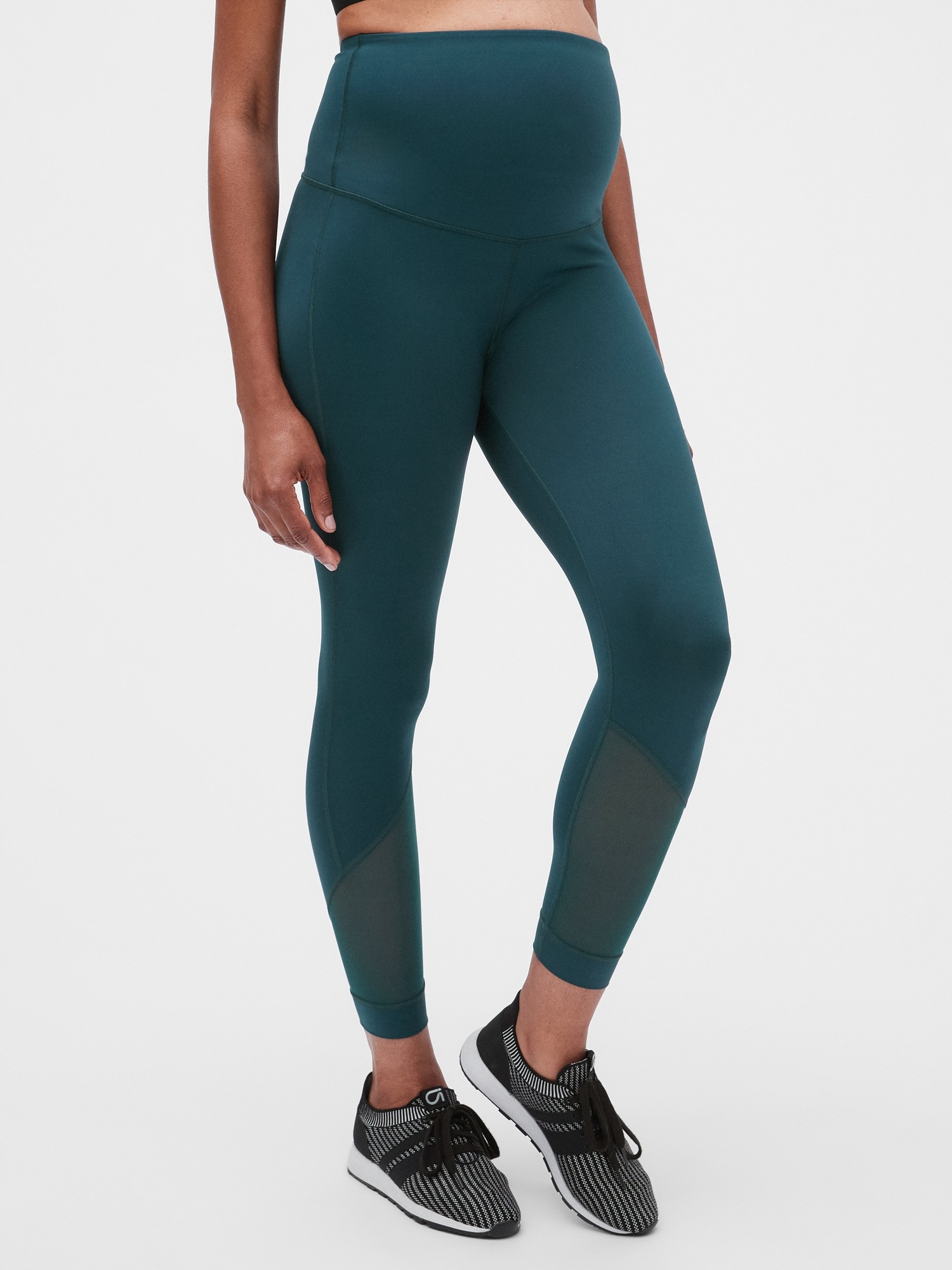 Gap maternity clearance yoga pants