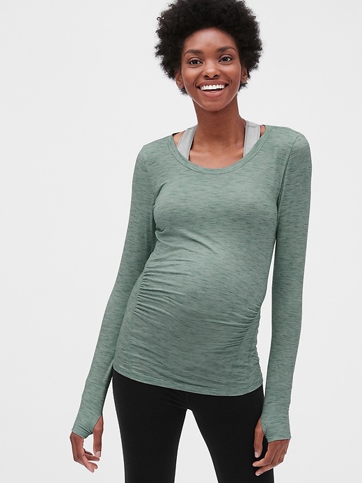 Image number 4 showing, Maternity GapFit Breathe T-Shirt