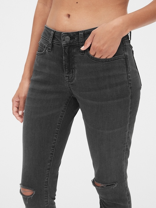 Image number 5 showing, Mid Rise Curvy Distressed True Skinny Ankle Jeans