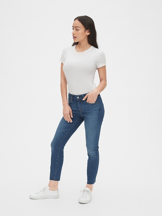 Image number 3 showing, Mid Rise Curvy True Skinny Ankle Jeans with Raw Hem