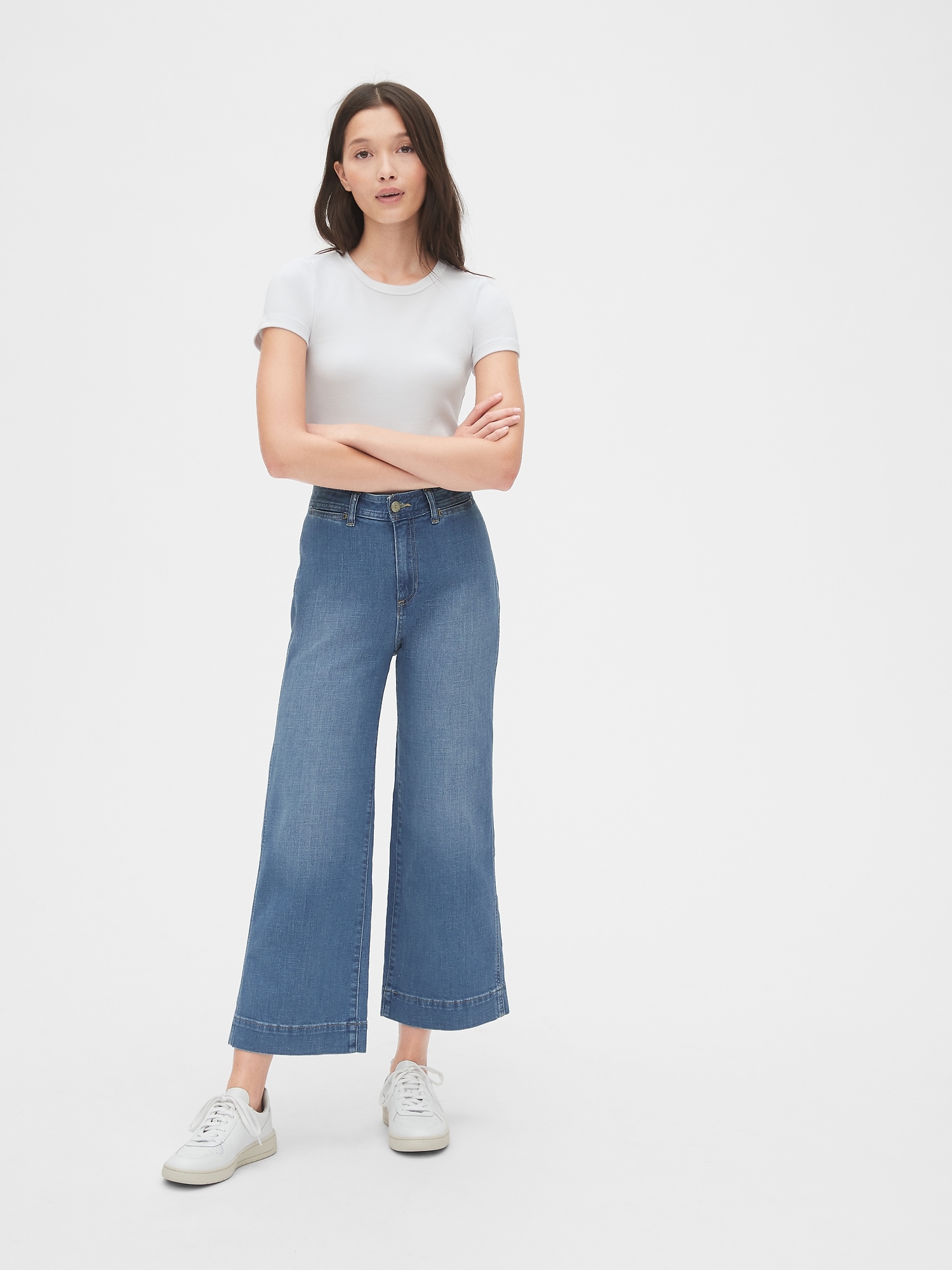 mid rise wide leg cropped jeans