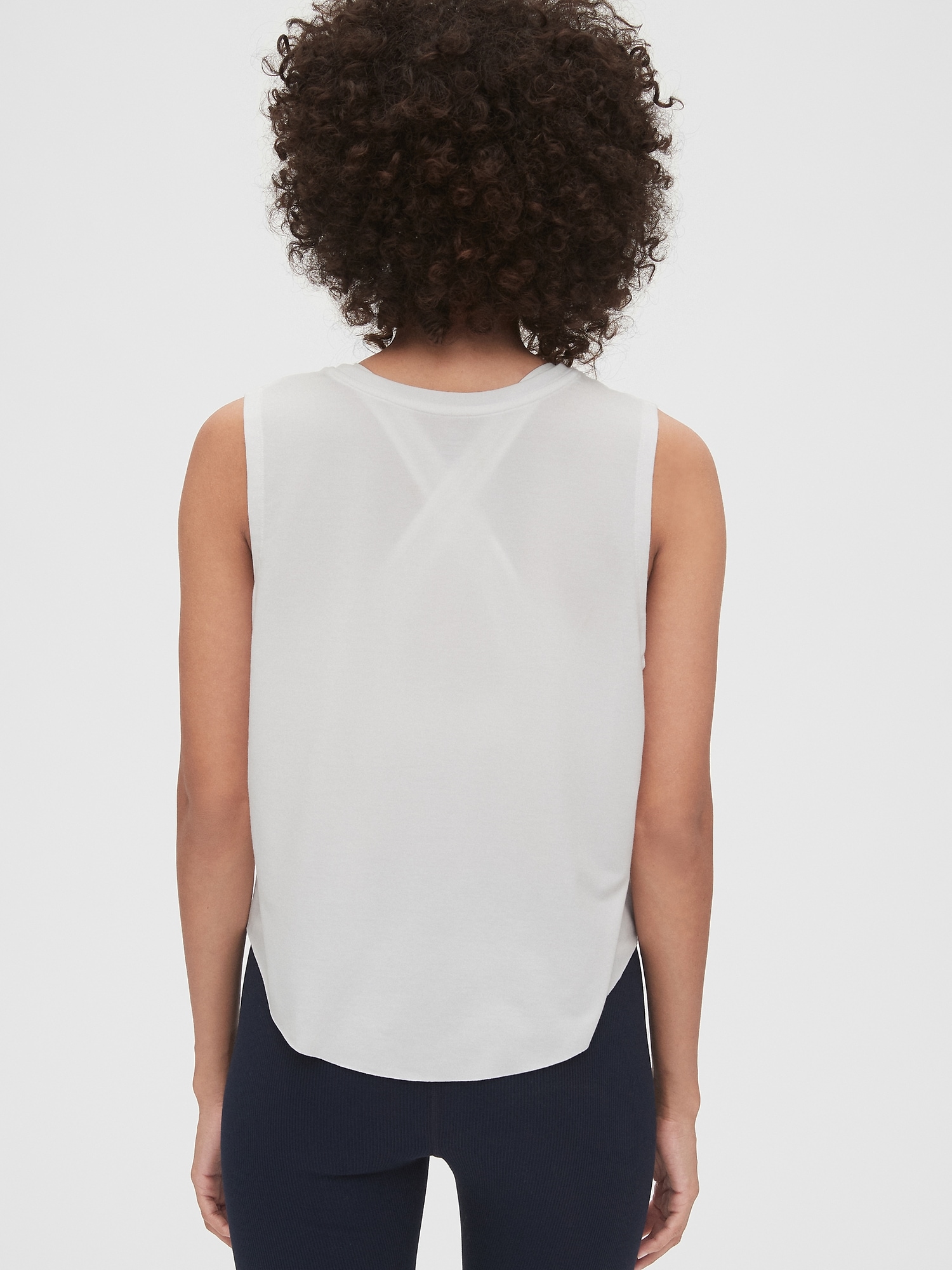 GapFit Breathe Pocket Tank Top Gap