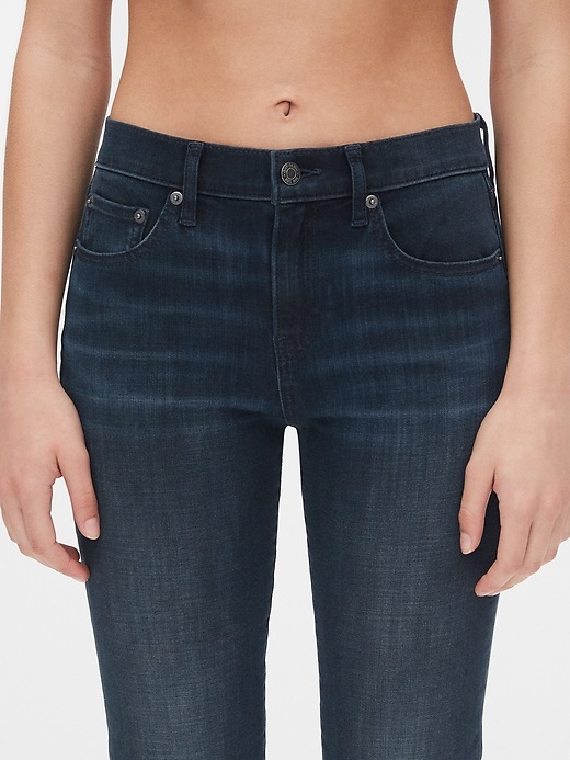 Image number 5 showing, Mid Rise Classic Straight Jeans in 360 Stretch