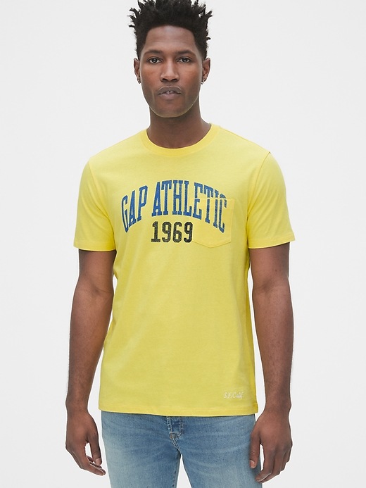 Image number 7 showing, Gap Athletic Logo Pocket T-Shirt