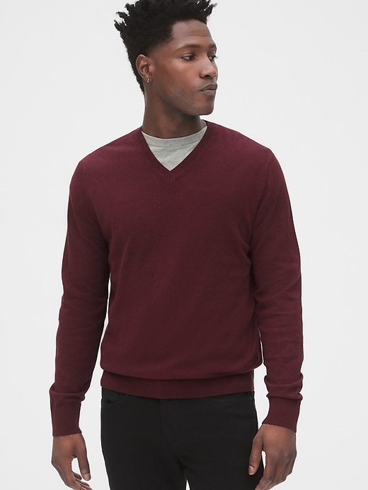 Image number 9 showing, Mainstay V-Neck Sweater