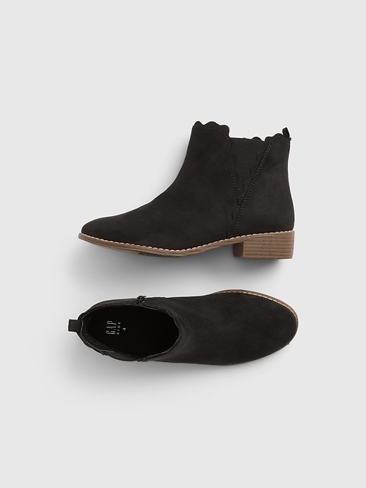 Image number 1 showing, Kids Scalloped Booties