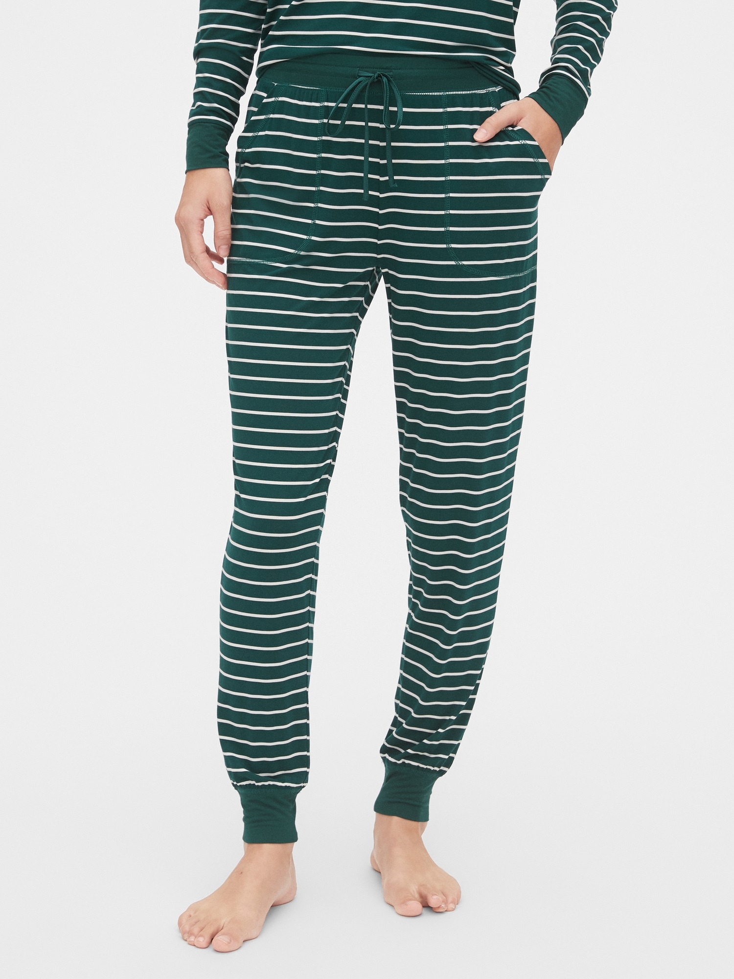 Gap print joggers in sales modal
